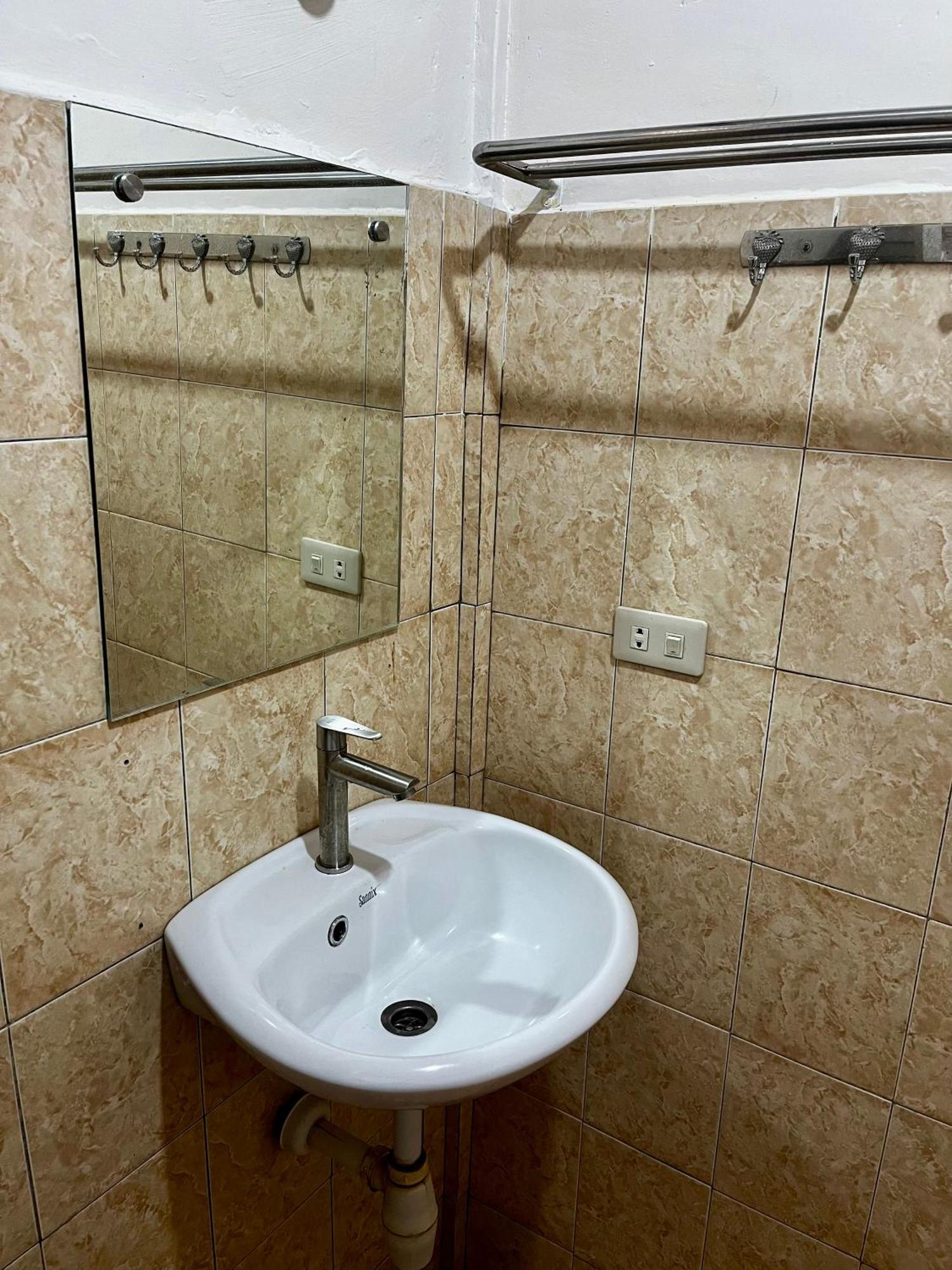 Gokhon Guest House トゥクトゥク エクステリア 写真